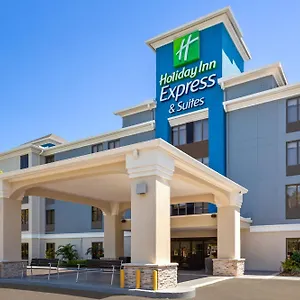 Hotel Express & Tampa-rocky Point Island By Ihg, Tampa